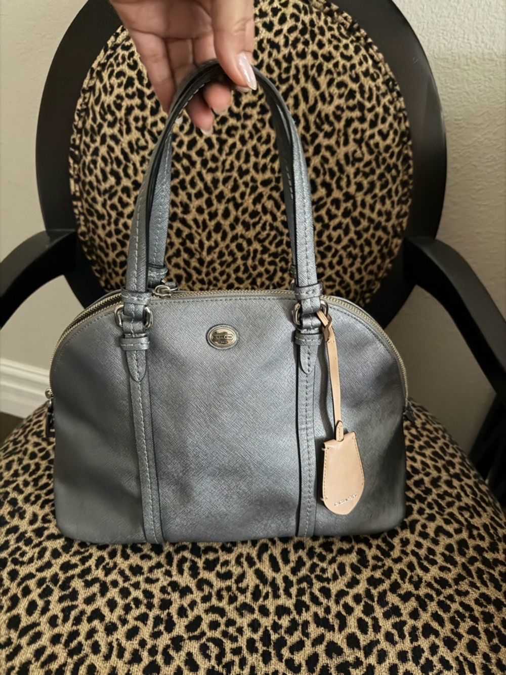 Coach Peyton Leather Cora Domed Satchel in silver/grey leather Tan Tag